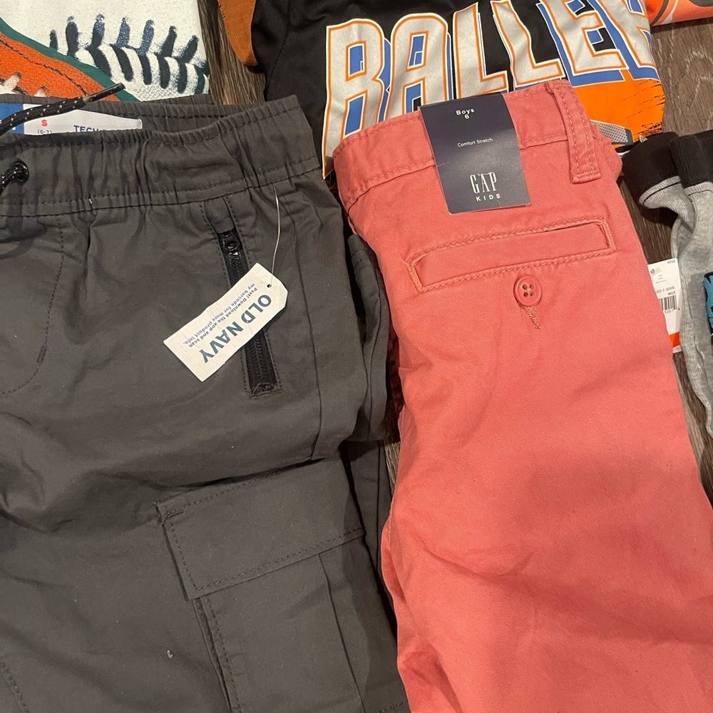 Boys Sizes 6 and 6/7 Lot of  50 PCs !!!!! New With Tags Tommy Bahama Gap Oldnavy - Picture 3 of 6